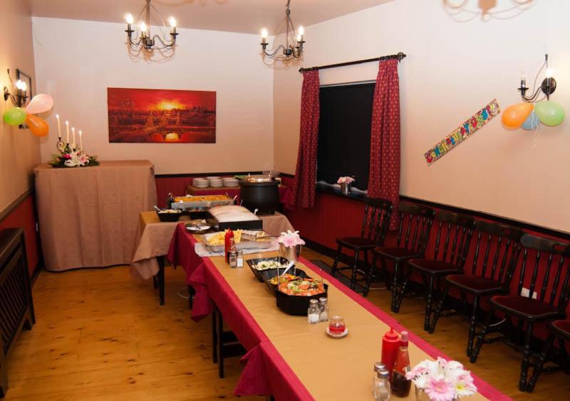 Hopper Inn Bar & Guest Accommodation Ballynaskreena Экстерьер фото
